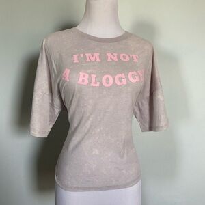 Forever 21 I’m not a blogger shirt